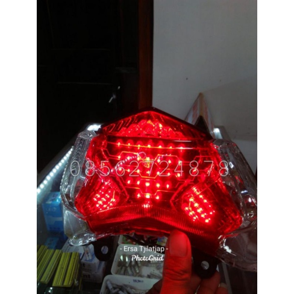 Stoplamp Vario 125 150 led old 8 mode mika merah