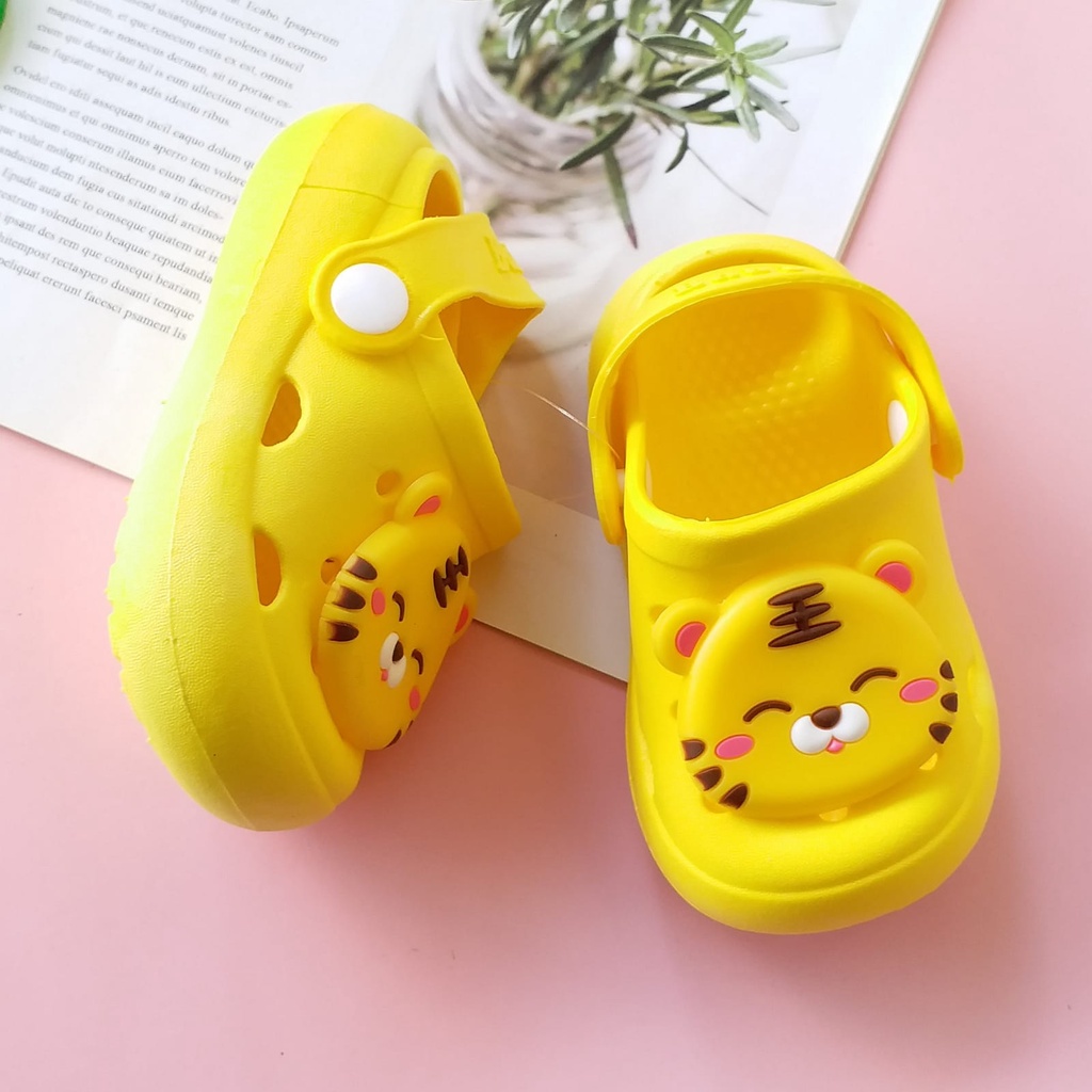 HappyOliver DINO&amp;TIGER Prewalker anak Sandal slop anak laki perempuan cewek import