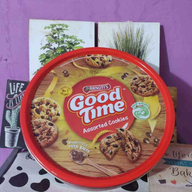 

good Time kaleng 277 gr besar assorted cookies