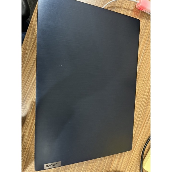 Laptop Lenovo Slim 3