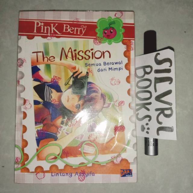Buku Pink Berry Club: The Mission