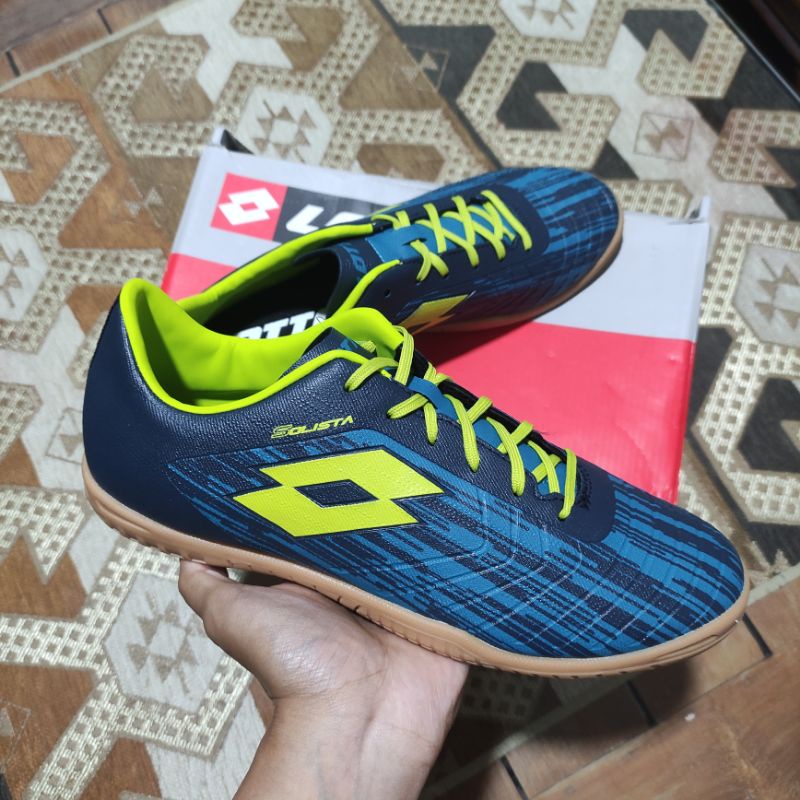 Sepatu Futsal Lotto Solista 700 III ID Mosaic Blue