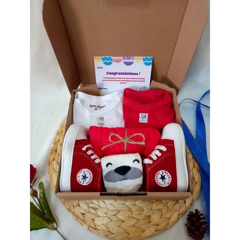 Gift Box Baby / Kado New Born / Kado Bayi/ Baju Bayi / Paket Hadiah Bayi / Hampers Baby Girl / Hampers Baby Boy-1