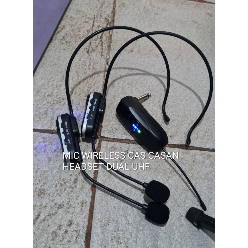 mic wireless baterai cas uhf charge kuping jepit mik wireles klip clip dobel microphone kerah baju tie profesional pro kancing condesor system sistem vokal vocal panggung dj studio Kancing sensitif aux ceramah pidato acara meeting panggung imam  Mic wirel