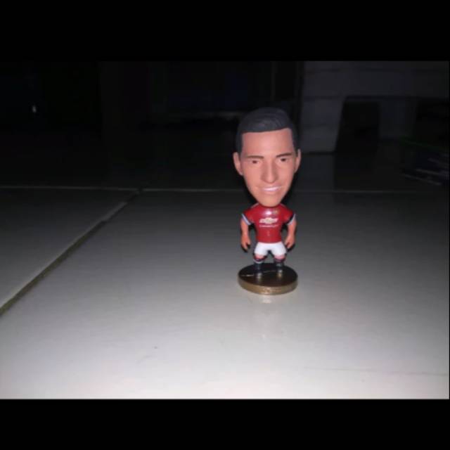 Alexis Sanchez - MU Manchester United - Soccerwe Kodoto Action Figure