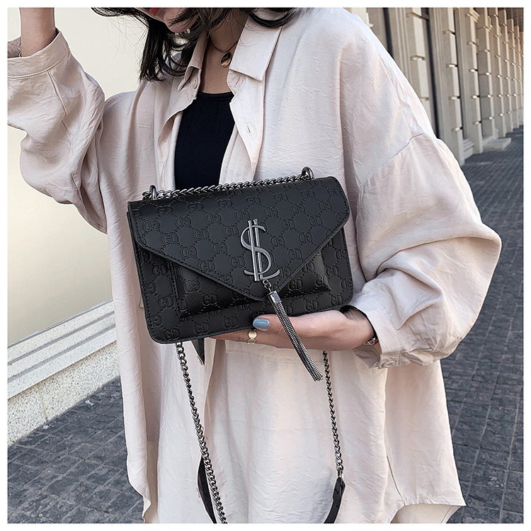 TAS SELEMPANG WANITA / TAS IMPORT / TAS YSL / TAS BATAM TF7130