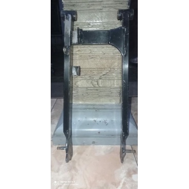 Arm Atu Sasis Belakang Roda Yamaha RX KING { Original } Cabutan