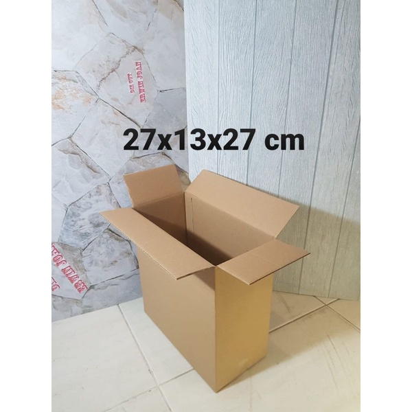 

Kardus / box / uk. 27x13x27 cm / Karton packing polos baru ST