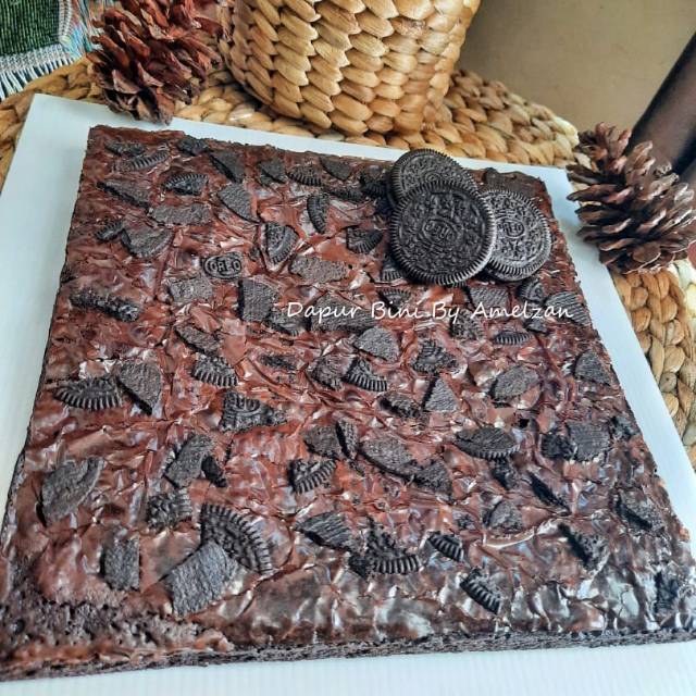 

PREMIUM Brownies Panggang UK 22x22 fudgy brownies melted brownies cake
