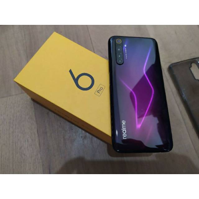 Realme 6 pro 8-128GB bekas