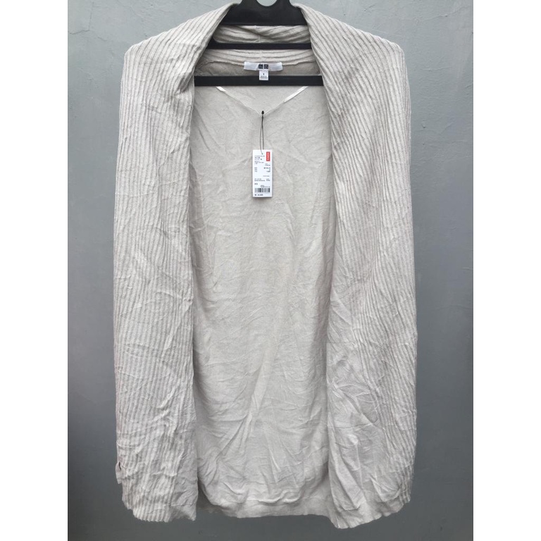 outer cardigan uniqlo abu jumbo
