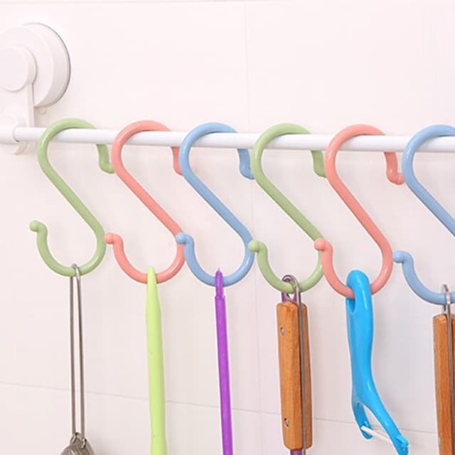 Sgmshop Gantungan baju S lemari isi 4 pcs almari hook cantolan plastik Hanger Cantolan Tanpa Paku