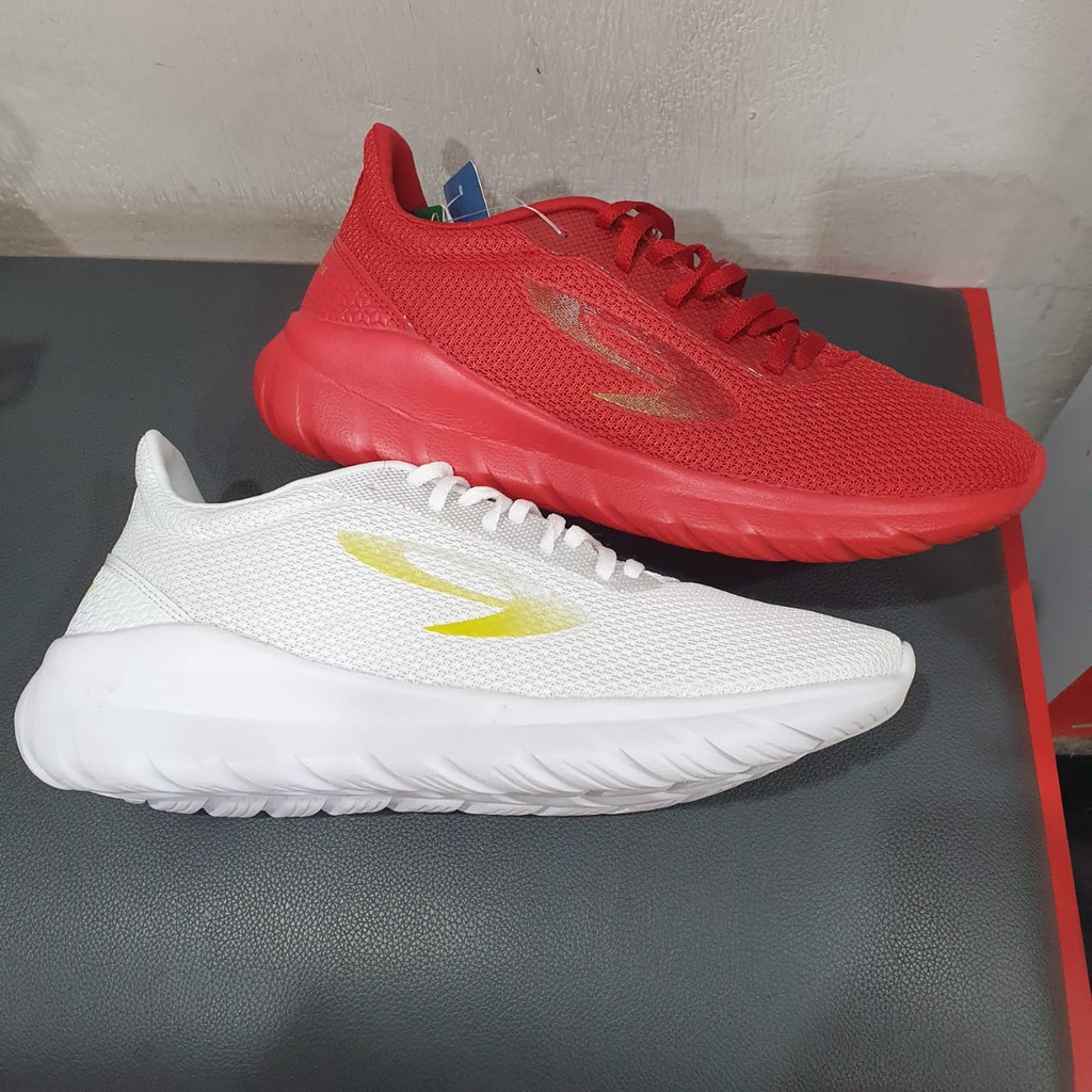 910 Nineten Sepatu Running Yasha