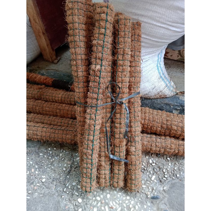 Turus Penyangga Bunga