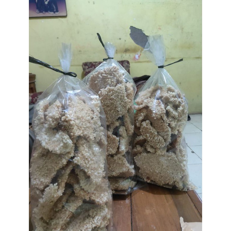 

Cemilan kering/ Goreng Intip atau nasi kering asli Cirebon 250gram,500 gram,1KG