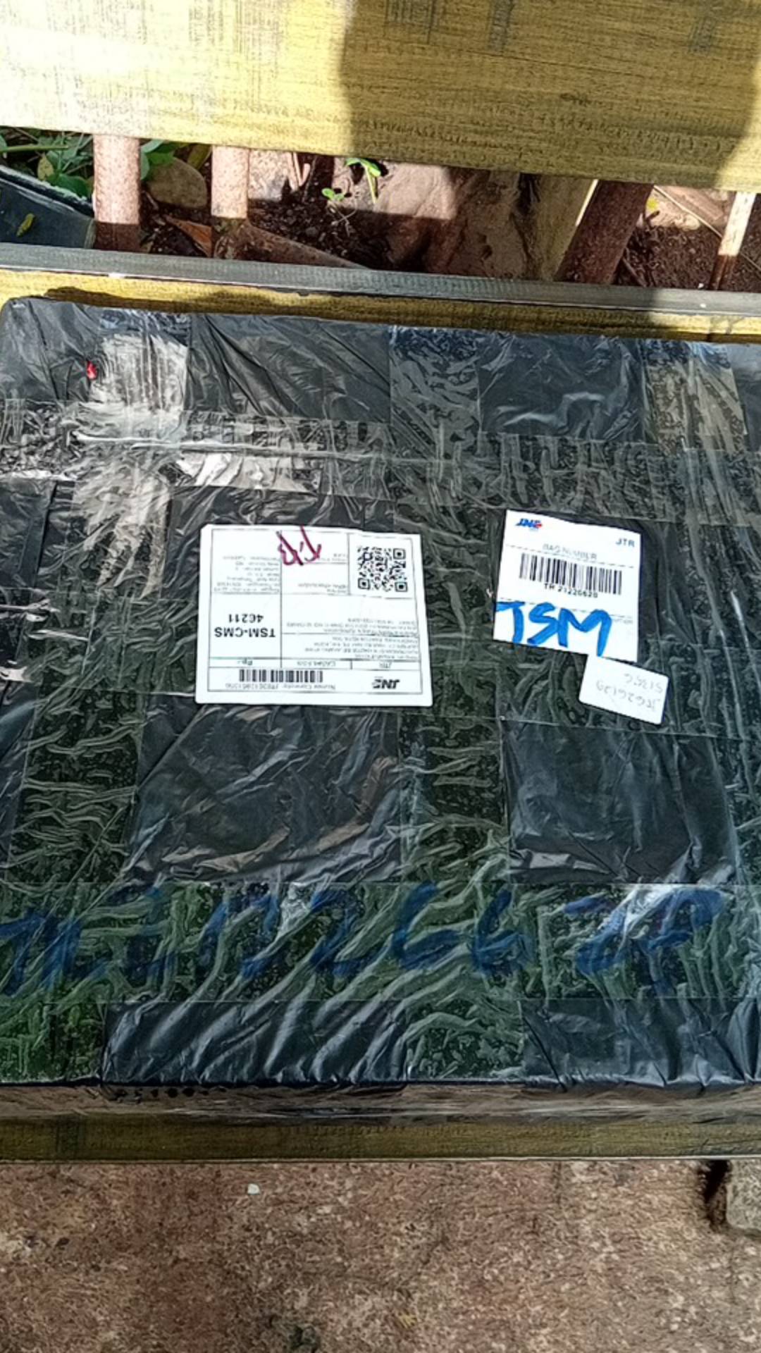 Kompor Pemanggang / Bakar Sosis Omicko 2 Tungku Lr Q2 B - Lrq2b Murah