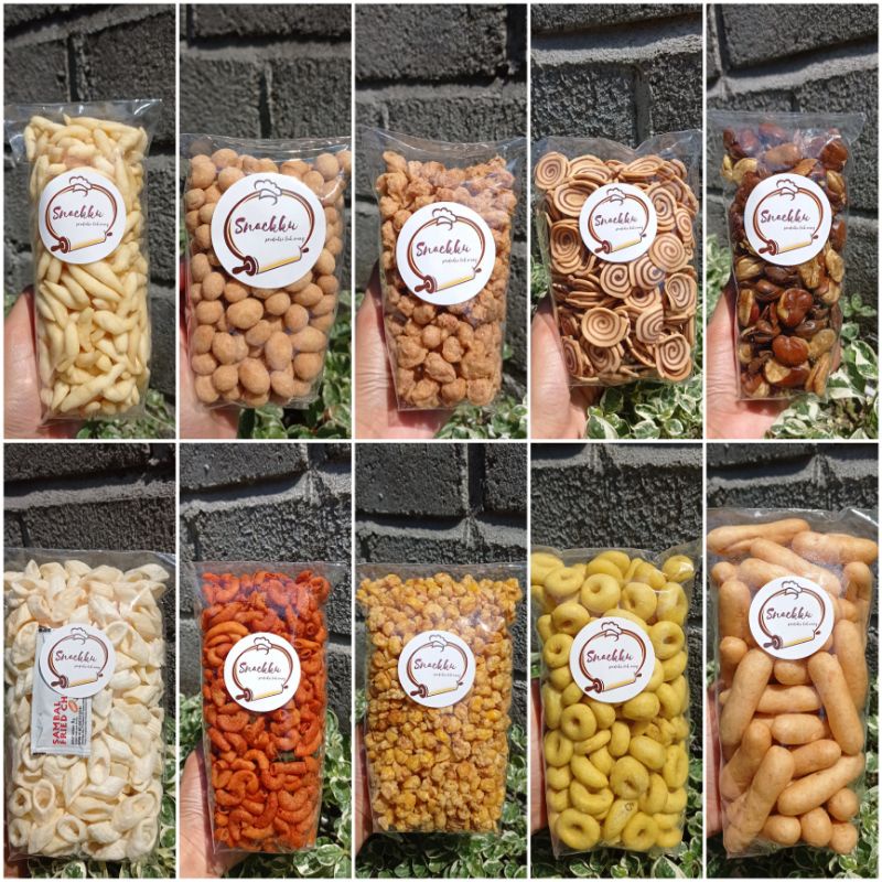 

aneka camilan / aneka snack ringan