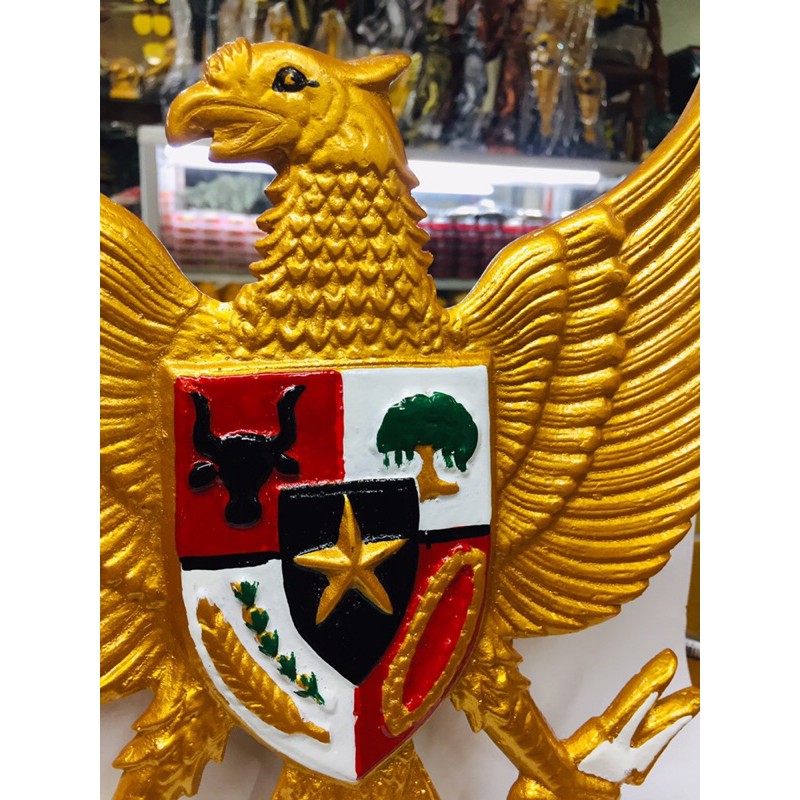 Garuda pancasila pajangan 25cm bahan fiber pajangan burung garuda