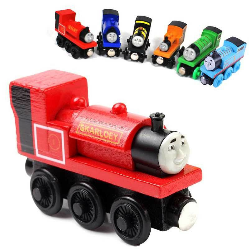 Kereta Api Thomas Wooden Magnet (Random Model)