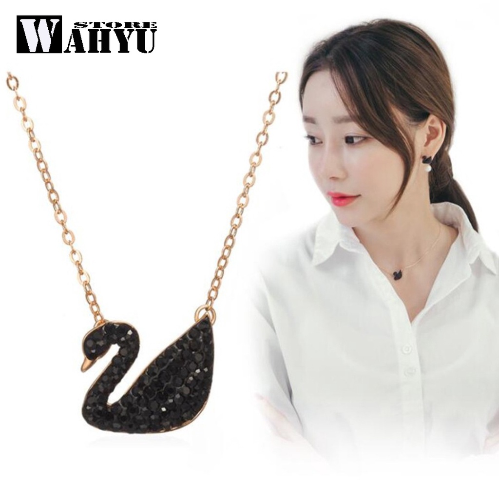 Kalung Liontin Angsa Hitam / Kalung Liontin Swan Kekinian Style Korea