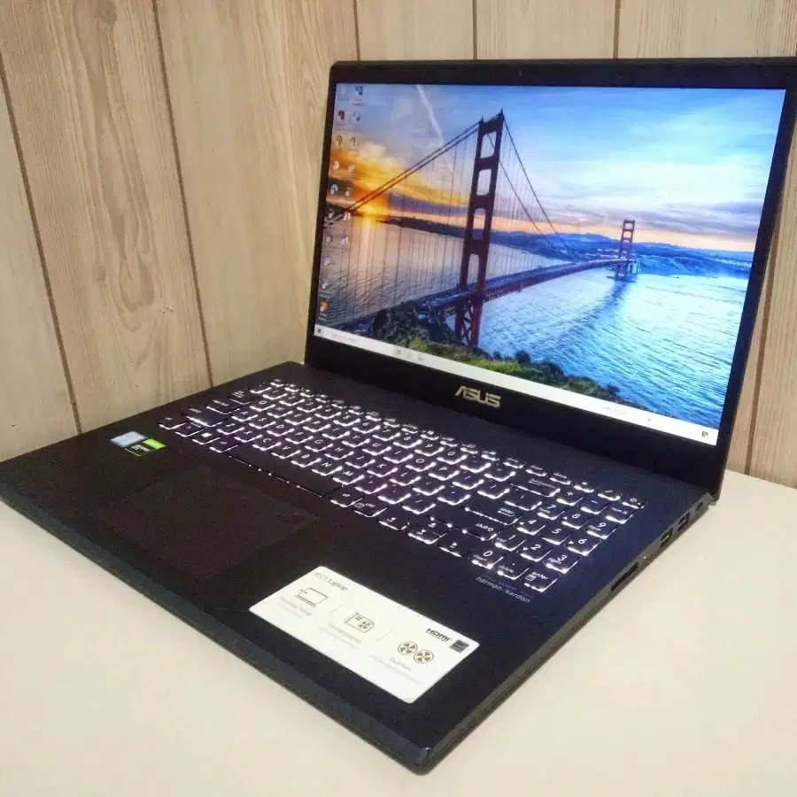 Laptop Asus Core i7 Gen 9  Nvidia RAM 8GB 521GB SSD Bekas Second