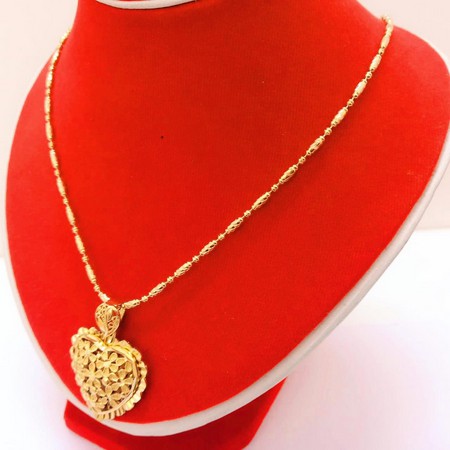 Kalung Set Liontin Lapis Emas 24Karat Liontin Love Bunga Emas Bangkok L31129