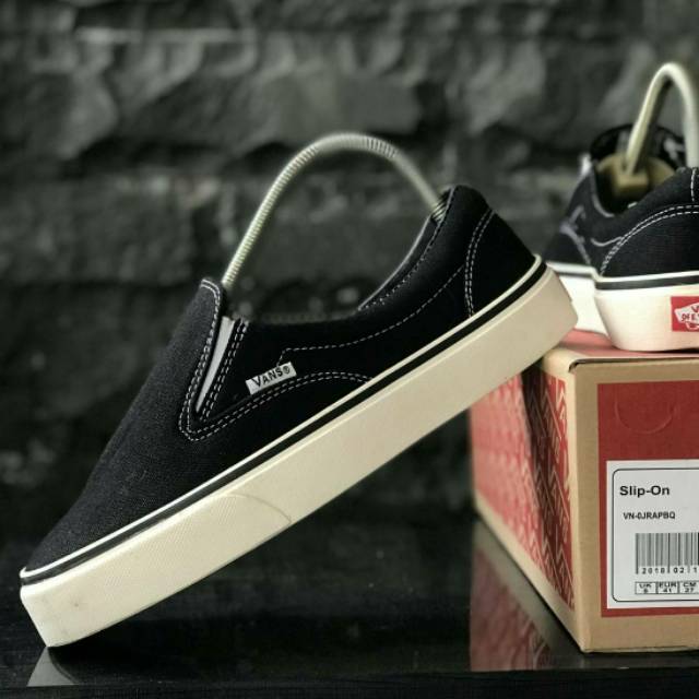 SEPATU43 VANS AUTHENTIC SLIP ON FULL BLACK HITAM COKLAT OLDSKOOL ERA SK8