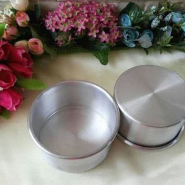 loyang / cetakan / loyang bulat pres tanpa sambungan 18 cm tinggi 7 cm