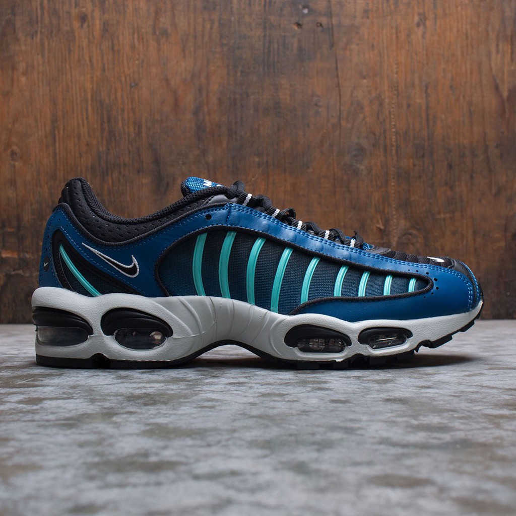 Jual Sepatu Sneakers Nike Airmax Air Max Tailwind Iv Industrial Blue Original Murah Indonesia Shopee Indonesia