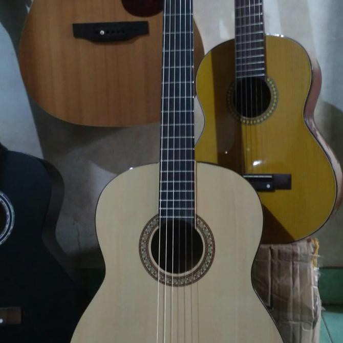Gitar Akustik Klasik Yamaha Senar Nilon Free Tas Senar Pik