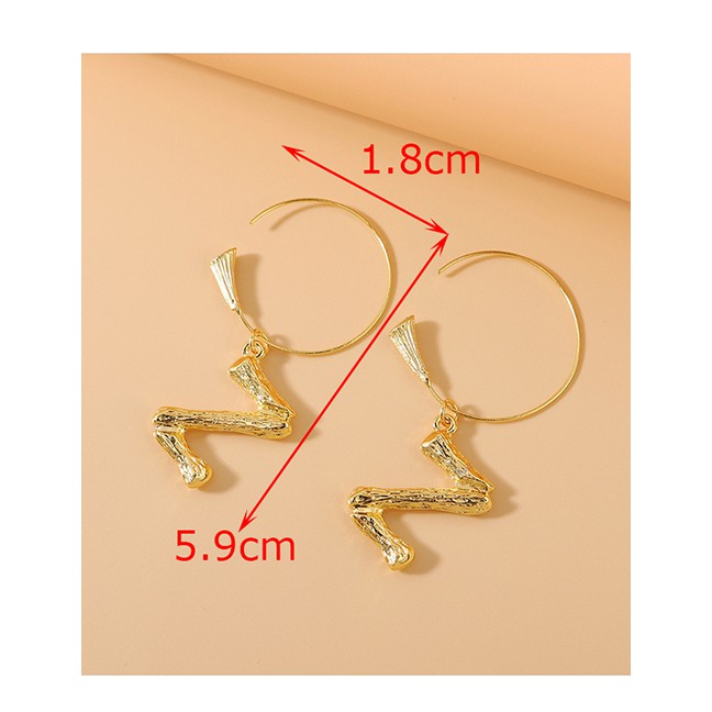 LRC Anting Tusuk Fashion Golden Alphabet Geometric O-Z shaped Alloy Earrings Y64253