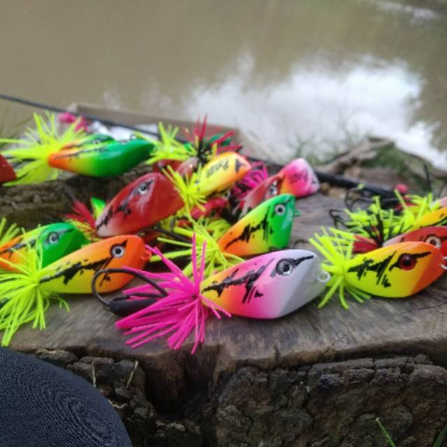 BAZE LURE jump frog triangle (toman)