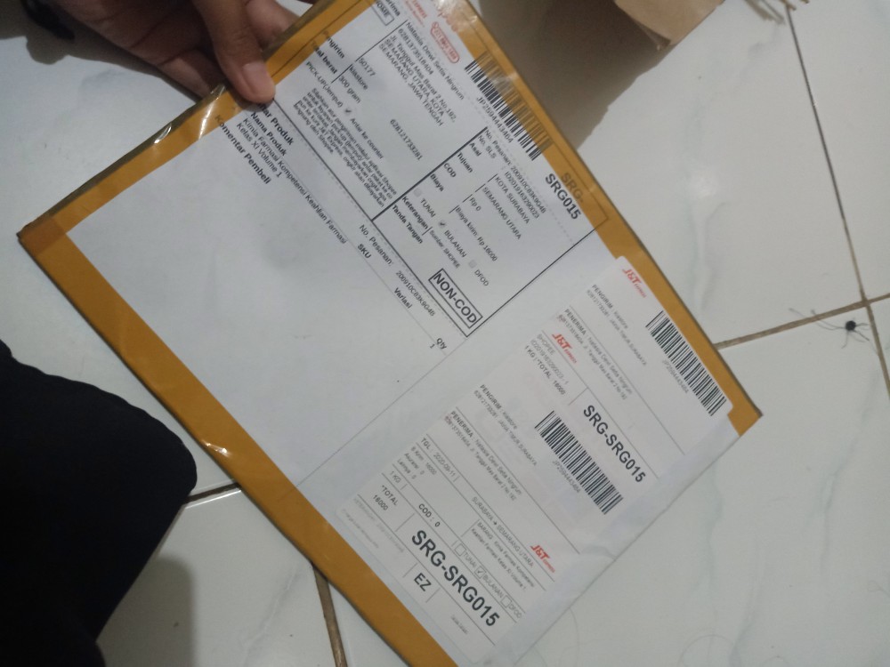 Kimia Farmasi Kompetensi Keahlian Farmasi Kelas Xi Volume 1 Shopee Indonesia