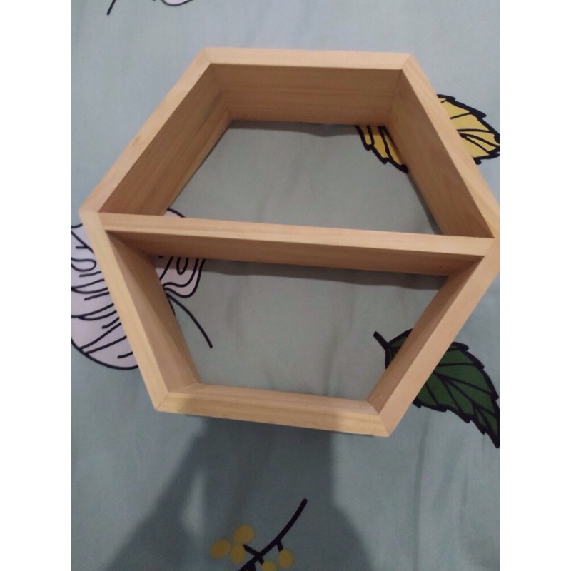 Rak Dinding Rustic Hexagonal Minimalis
