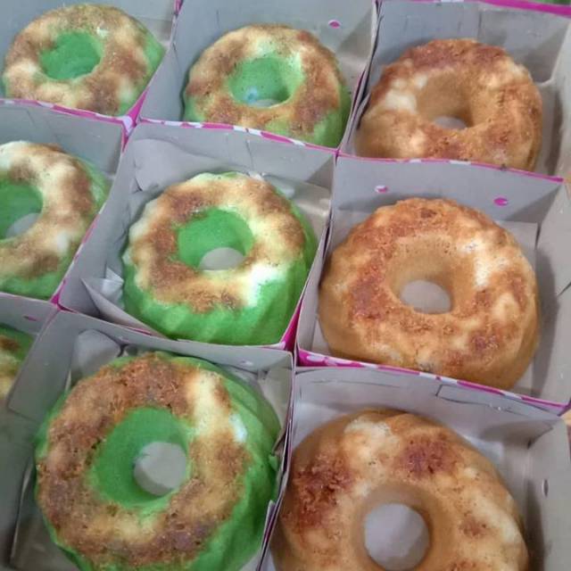 

Bolu Tiwul Besar