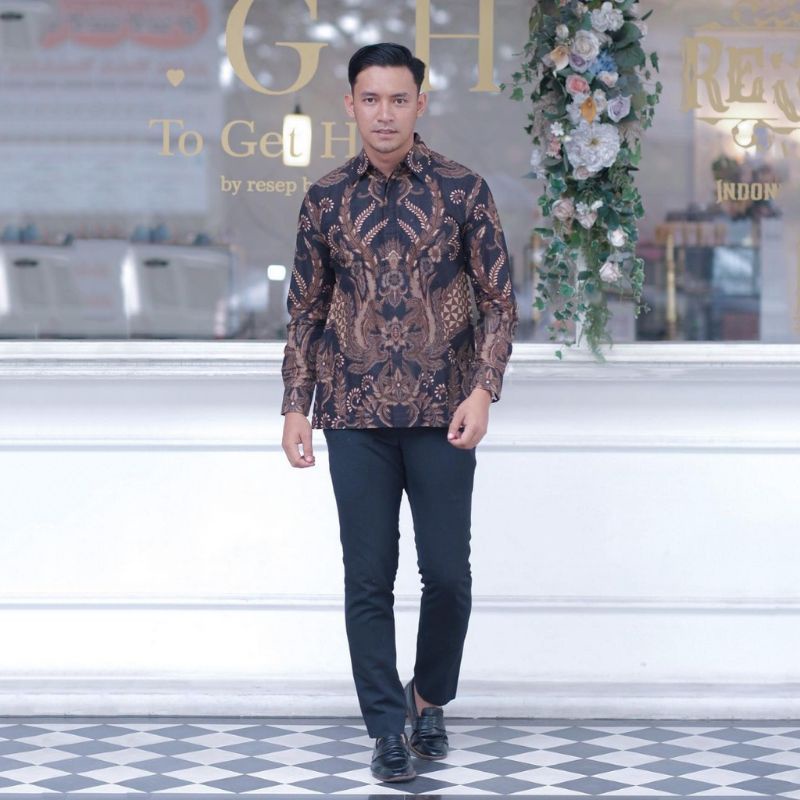 Batik Official Solo Batik Kebaya Couple Cantika Tille Mutiara / Kebaya Wisuda/ Kebaya Tunangan/ Couple tunangan