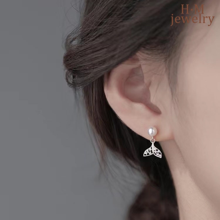 Anting Tusuk Sterling Silver 925 Model Ekor Ikan Dengan Mutiara Untuk Wanita