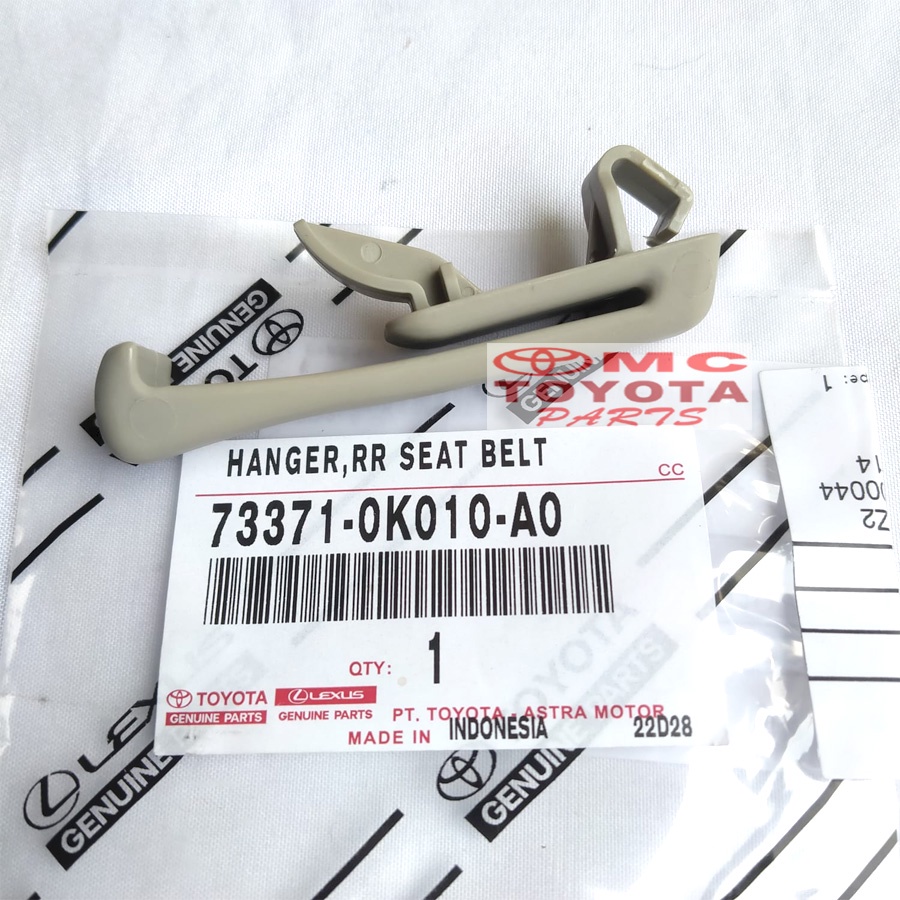 Penjepit / Hanger Safety Belt Kijang Innova Fortuner 73371-0K010-A0