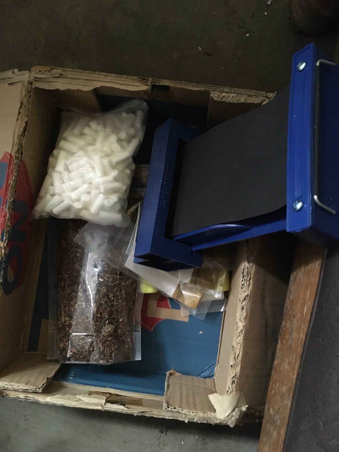 Lem Stick Untuk Tingwe