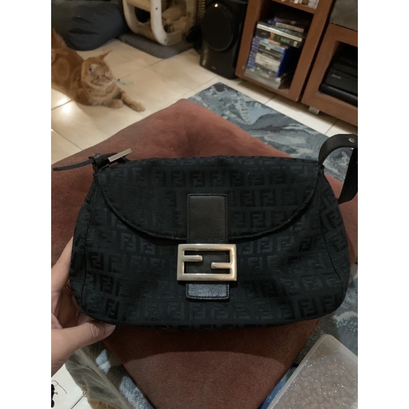 fendi soulder bag flo