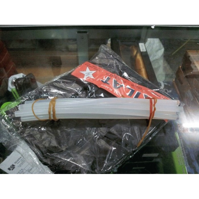 

Lem Batangan Glue Stick Kecil per biji bijian