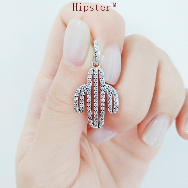 Simple Affordable Luxury Fashion Full Diamond Cactus Pendant Clavicle Chain