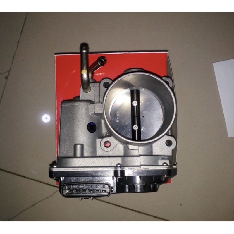 Throttle body toyota innova bensin 22030-0C010 original