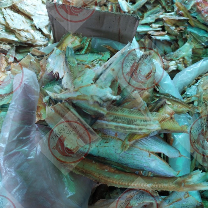 

Ikan Asin Tipis Tawar Grade A 1 KG