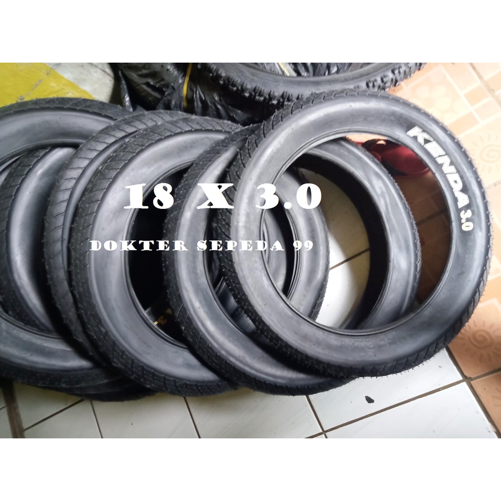 Ban luar sepeda 18 x 3.0