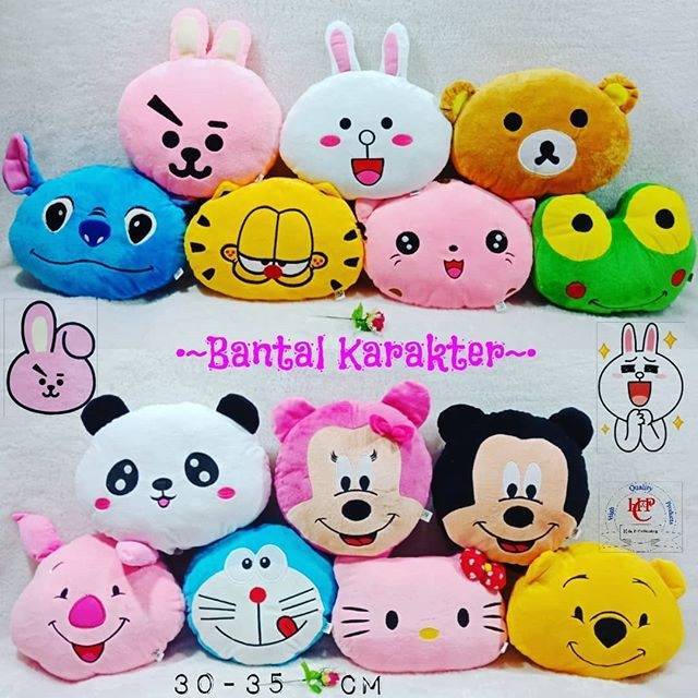 Bantal karakter doraemon piglet rilakuma panda  hello kitty 