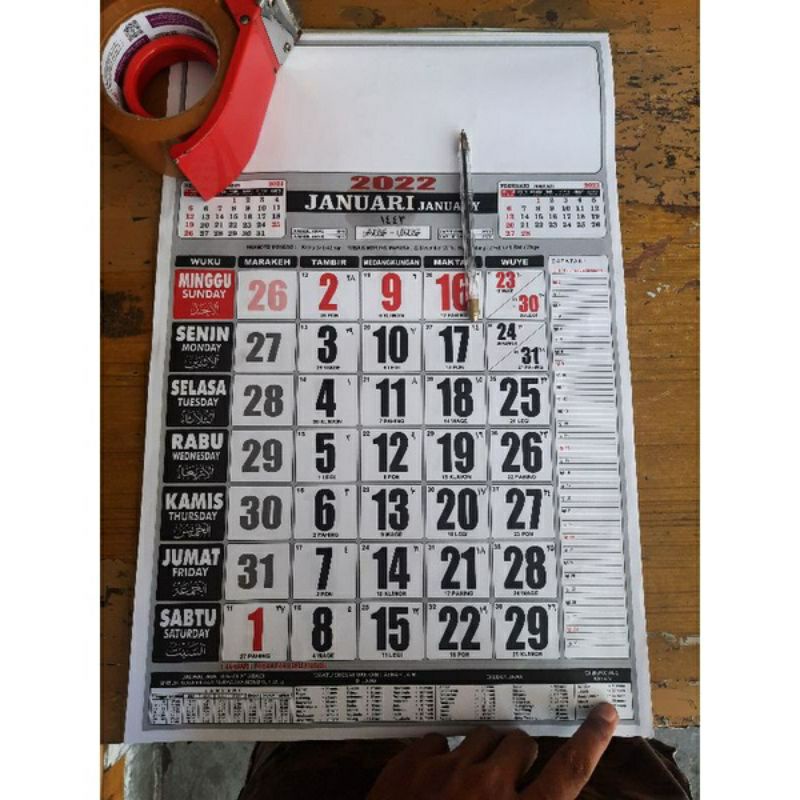 

KALENDER DINDING TAHUN 2022