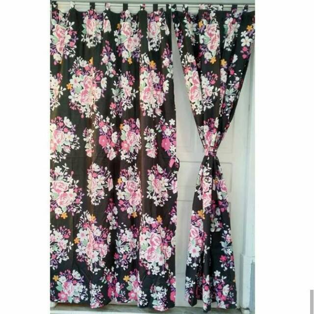 Tirai Gorden Korden Tali Pintu atau Jendela ukuran 120x200 motif bunga