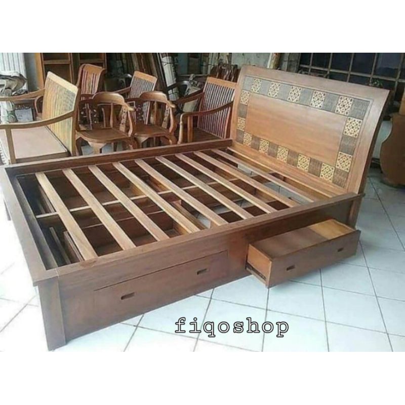Tempat Tidur minimalis Jati 4 Laci Ranjang Dipan Kayu Jati Furniture Jepara