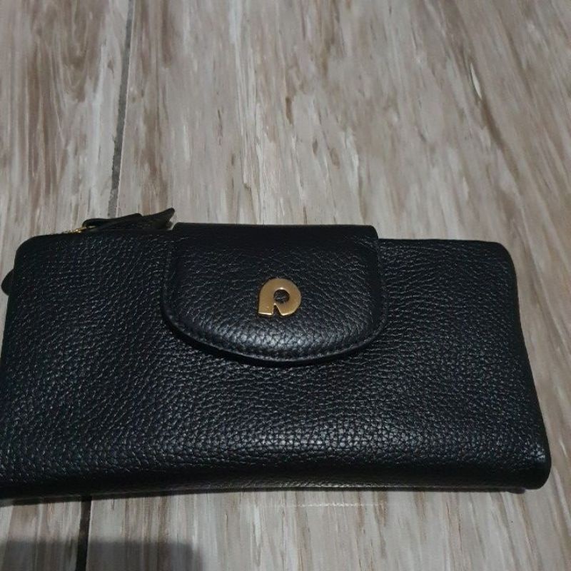 dompet preloved pavilon